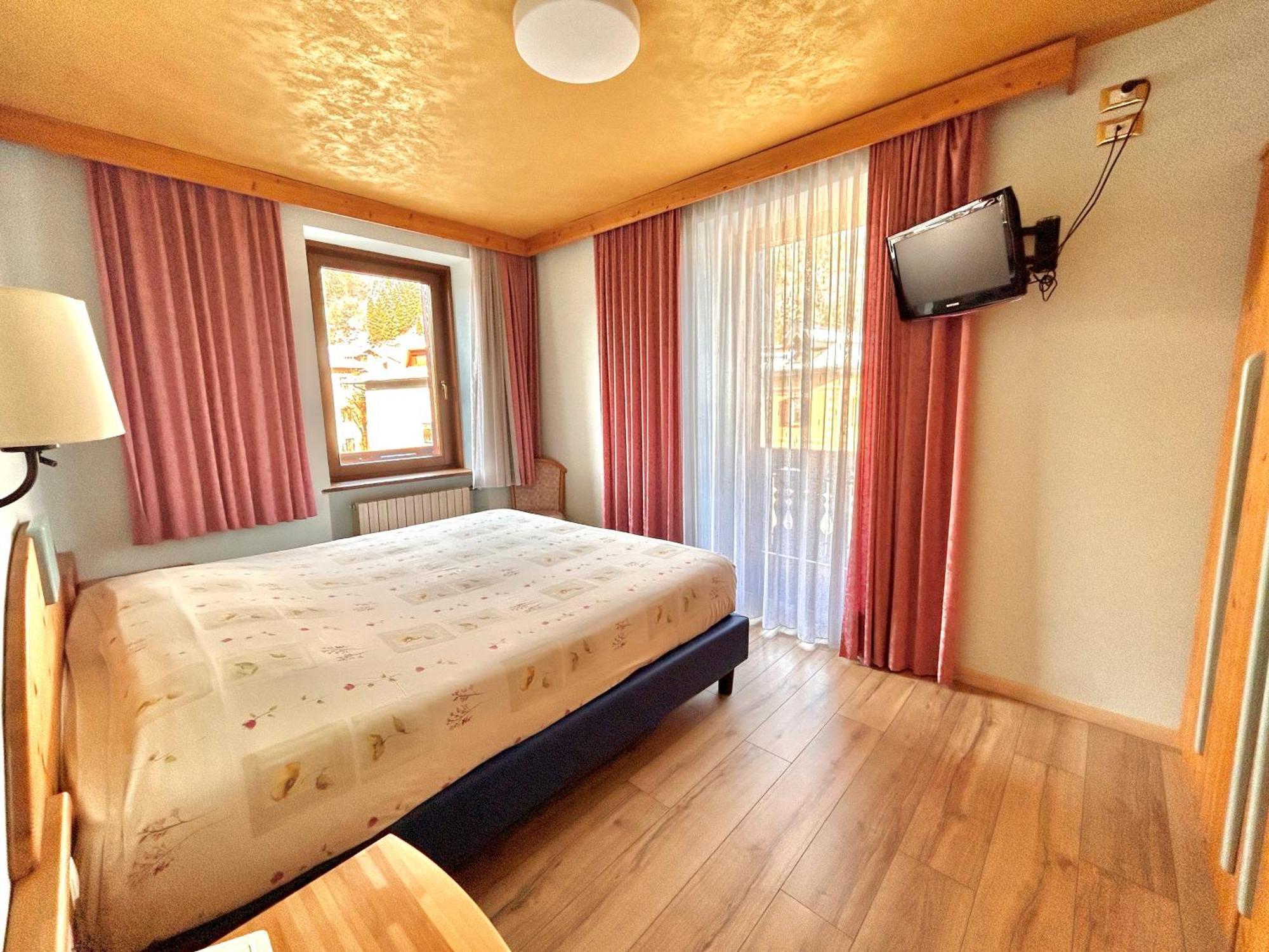 Hotel Centrale Auronzo di Cadore Exterior photo