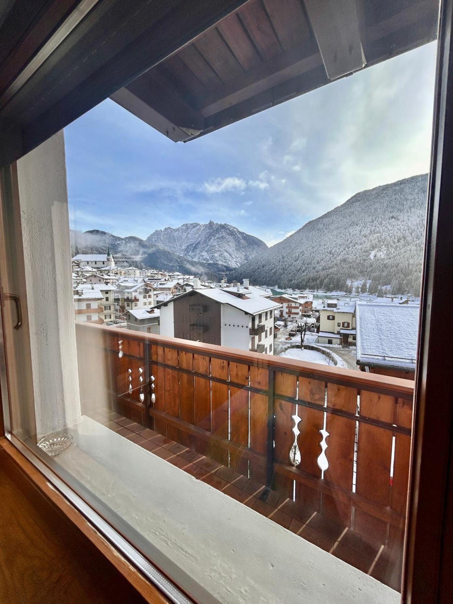 Hotel Centrale Auronzo di Cadore Exterior photo